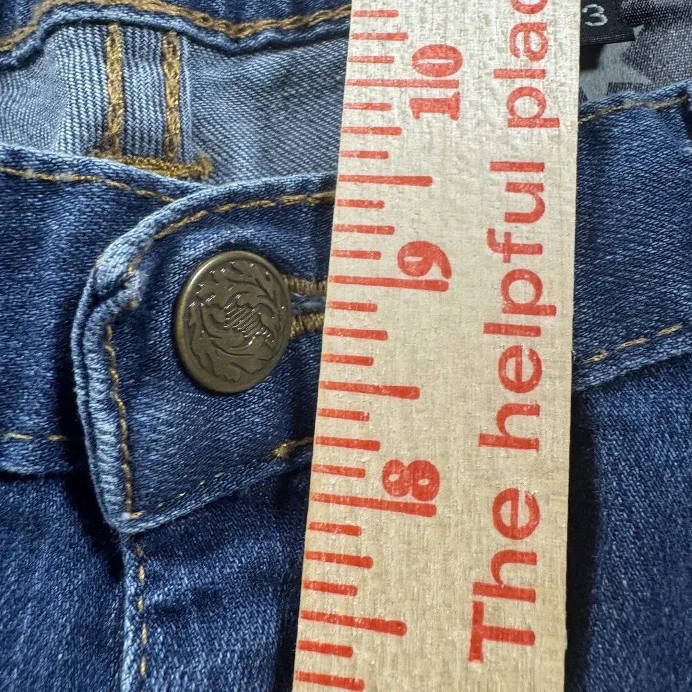 Dearborn Denim Jeans Straight Leg Women’s 33 x 29 Med Wash Stretch Made in USA
